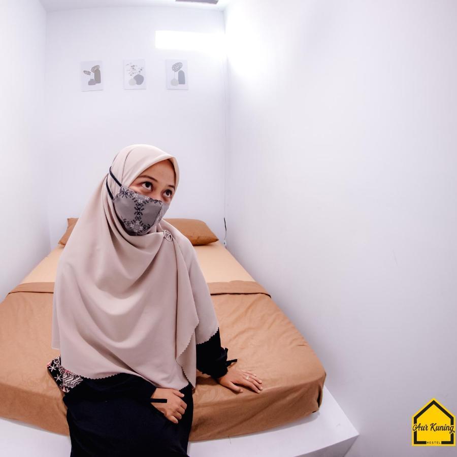 Aur Kuning Hostel Syariah Bukittinggi Exterior photo